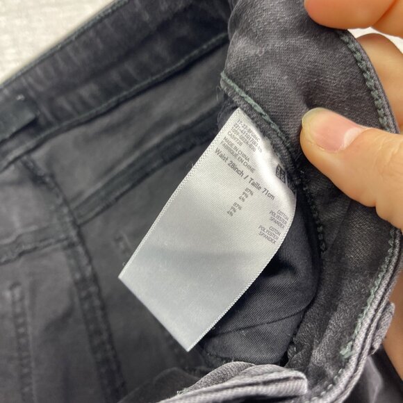 Uniqlo Jeans Mens 28 Black Denim Skinny Stretch Medium Wash Grunge Distressed - Picture 6 of 12